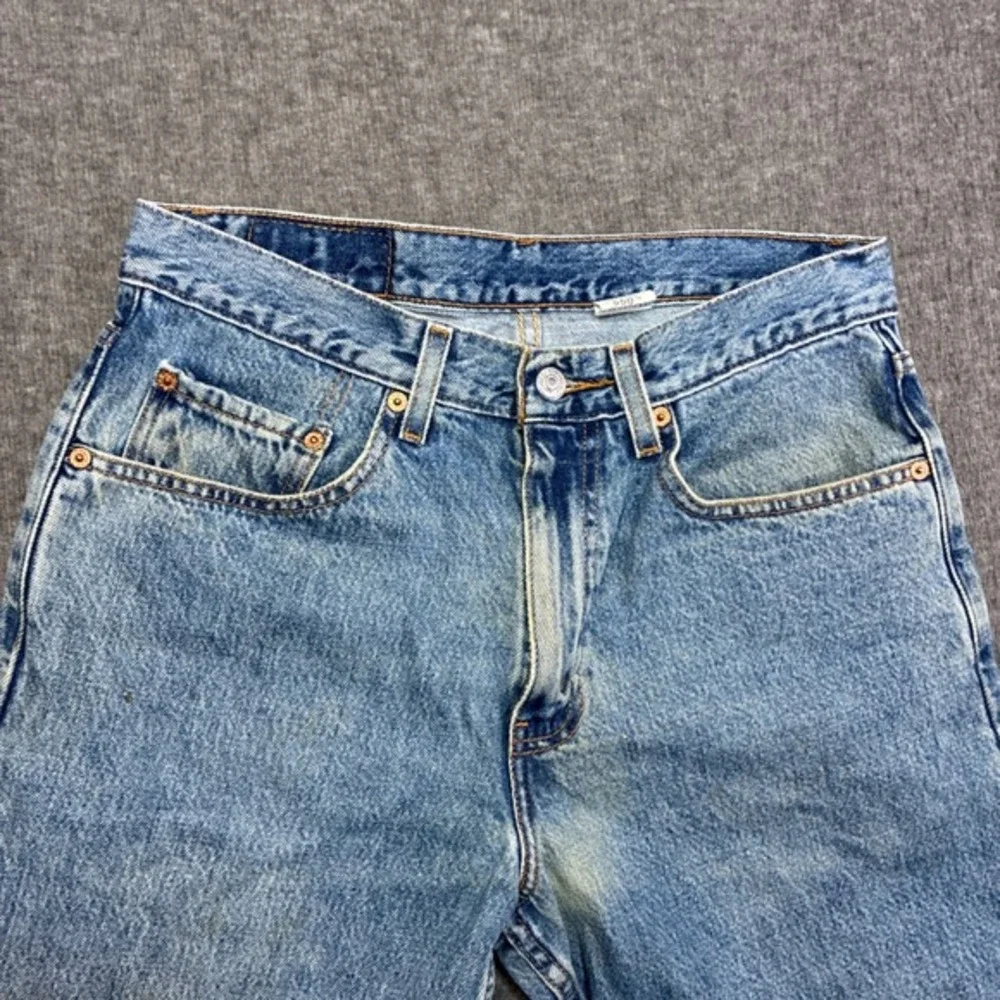 Vintage Levi's 550 Relaxed Fit Jeans Mens 32x30 Blue Denim Distressed‎ Red Tab